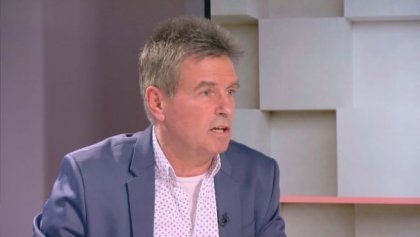 Очаквам решенията за това как ще се учи - присъствено или онлайн, да се вземат на областно или на общинско ниво, каза Асен Александров Очаквам решенията за това как ще се учи - присъствено или онлайн, да се вземат на областно или на общинско ниво, каза Асен Александров