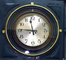 България се връща към астрономическото часово време в 4.00 ч. на 31 октомври