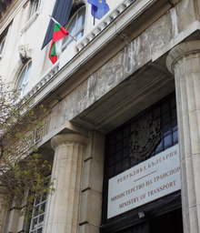 Починалият готвач на борда на кораба "Царевна" е българин, съобщиха от Министерството на транспорта и съобщенията