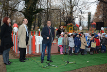 "Енергийна" детска площадка бе открита в Пазарджик