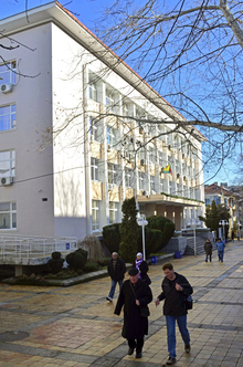 Потребителите на обществената трапезарияи повече от 700 възрастни хора в Добричще получат за Коледа пакети с хранителни продукти