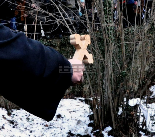 За пръв път в Сливен на Йордановден ще се играе "мъжко хоро" във водите на река Новоселска За пръв път в Сливен на Йордановден ще се играе "мъжко хоро" във водите на река Новоселска