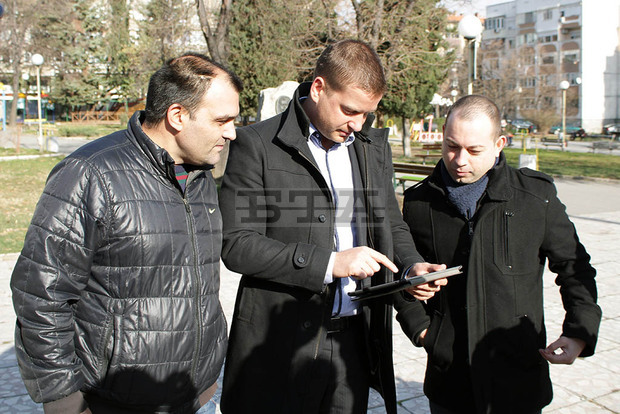 Кметът на Стара Загора представи нова свободна интернет зонав парка "Тракия" 