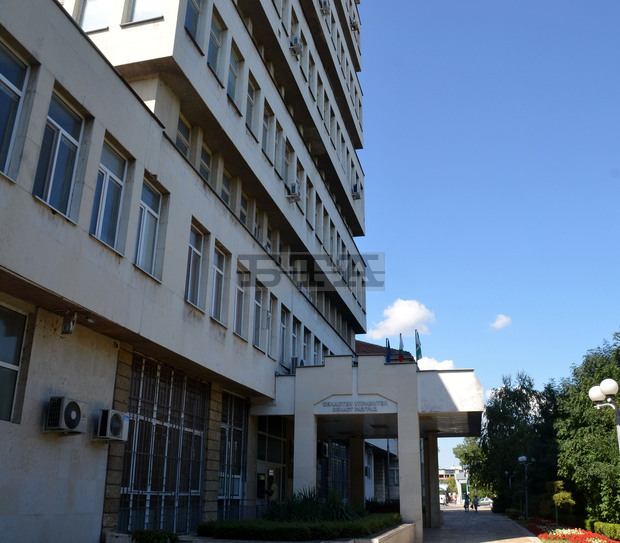 Нови българско-румънски бизнес - партньорства бяха установени на коледно търговско изложение в Гюргево Нови българско-румънски бизнес - партньорства бяха установени на коледно търговско изложение в Гюргево