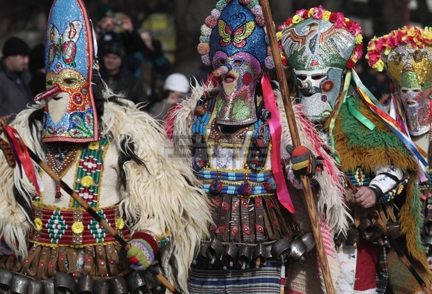 Обичаят "Сурва" няма да отпадне от представителния списък на ЮНЕСКО заради пропуснатия фестивал