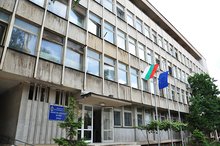Непълнолетен е задържан за нападение и грабеж на 81-годишна жена във Враца