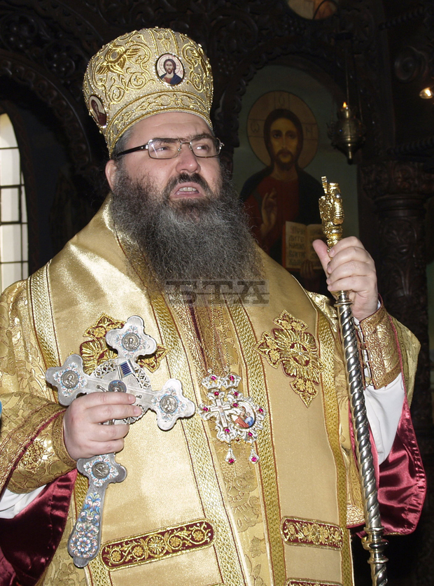 "Празникът " Хелоуин всъщност е поклонение пред злото и пред смъртта, казва митрополит Йоан