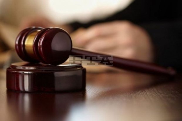 Пловдивският апелативен съд потвърди ареста спрямо жена, обвинена в държане на наркотици, предназначени за разпространение Пловдивският апелативен съд потвърди ареста спрямо жена, обвинена в държане на наркотици, предназначени за разпространение