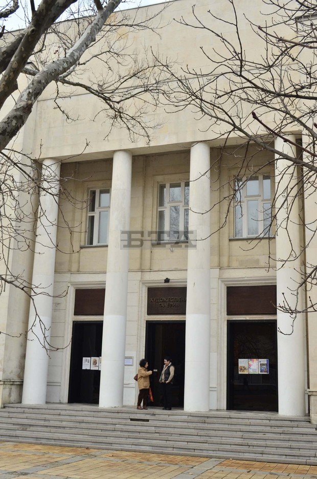 Пътуваща колекция "Песента на колелетата" ще бъде представена в художествени галерии в страната