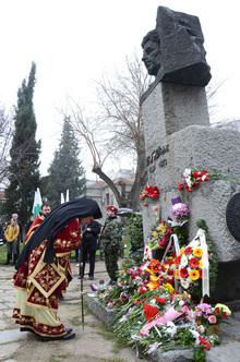 Старозагорци се поклонихапред паметта на Левски 
