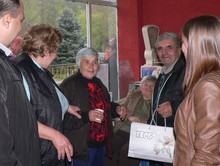 Народният представител от ГЕРБ Владислав Николов се  срещна с жителите от малките селища в община Плевен и ги поздрави за Великденските празници