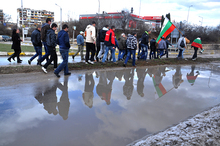 Собственици на автомобили протестираха отново във Враца заради лошото състояние на пътищата