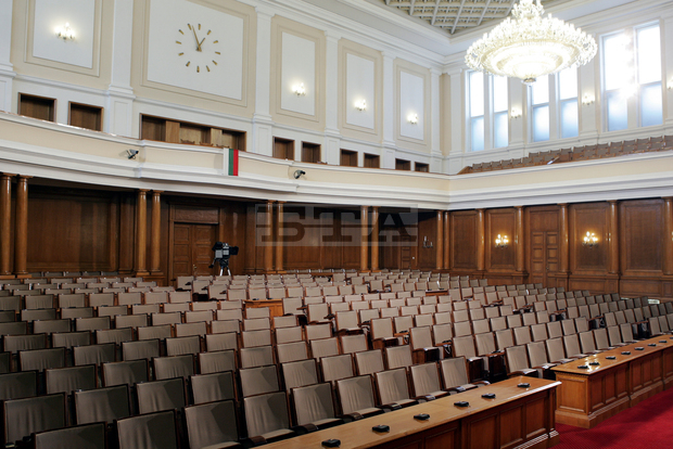 Преобразуваният "Международен колеж-Албена"във висше училище по мениджмънтще обучава до 2000 студенти