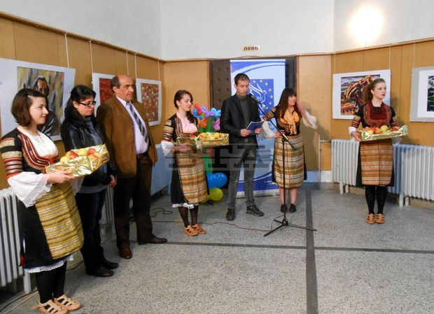 Днес ще бъде определен победителят от великденската надпревара за най-здраво яйце в Босилеград