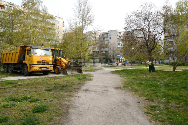Около 1 милион лева инвестира община Пазарджик в обновяване на квартал "Младост"