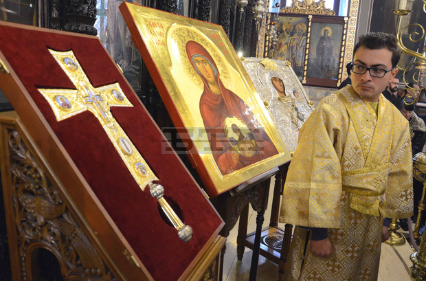 В храм "Св. Марина" изнесоха чудотворни икони и свети мощи