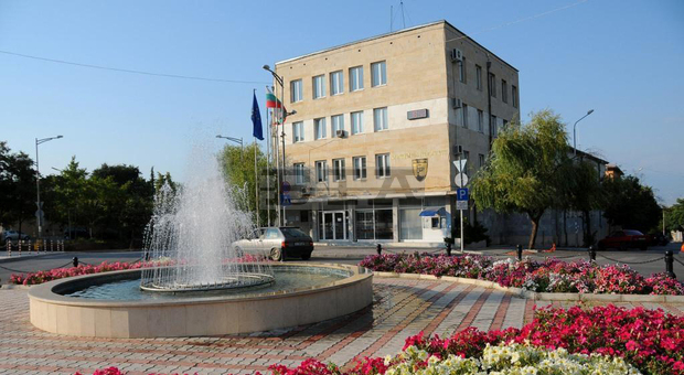 Община Петрич получава Европейски етикет за иновации и добро управление Община Петрич получава Европейски етикет за иновации и добро управление