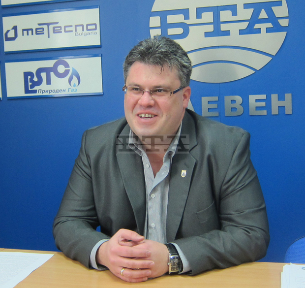 Председателят на Общинския съвет в Плевен е готов за промени на условия в обявен конкурс, за да не се оказва натиск на местния бизнес