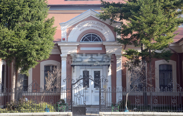 Реликви от Руско-турската война показва Регионалният исторически музей по повод 136 г. от освобождението на Пловдив 