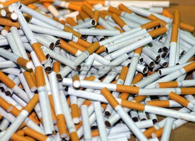 Полицията в Добрич откри 23 800 къса цигарии насипен тютюн без бандерол Полицията в Добрич откри 23 800 къса цигарии насипен тютюн без бандерол