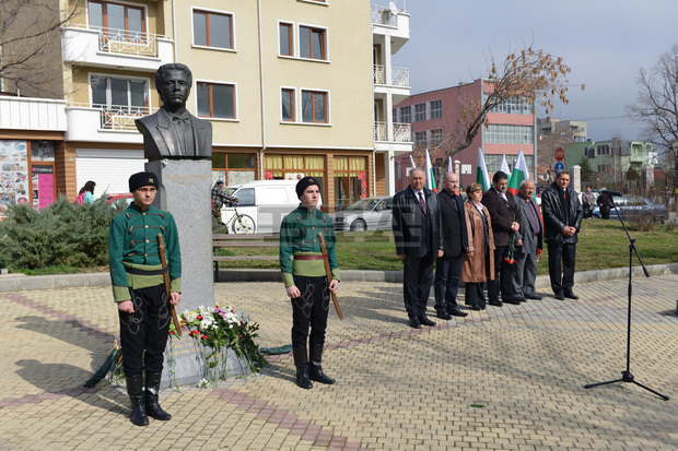 В Сливен бяха отбелязани 141 години от гибелта на Васил Левски В Сливен бяха отбелязани 141 години от гибелта на Васил Левски