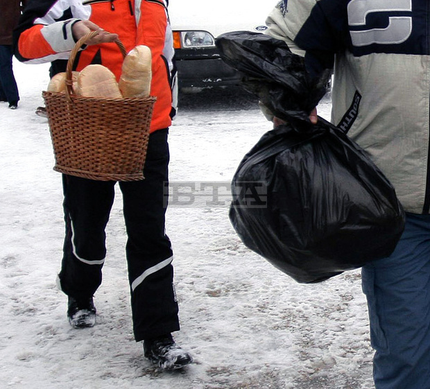 Домашният социален патронаж в Ямбол ще доставя лекарства и продукти от първа необходимост на нуждаещите се Домашният социален патронаж в Ямбол ще доставя лекарства и продукти от първа необходимост на нуждаещите се