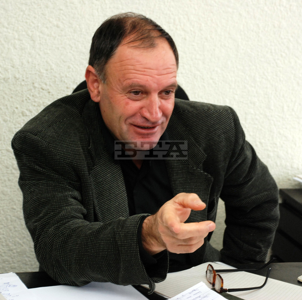 Кметът на община Крушари се възпротиви на увеличеното възнаграждение на общинските съветници Кметът на община Крушари се възпротиви на увеличеното възнаграждение на общинските съветници