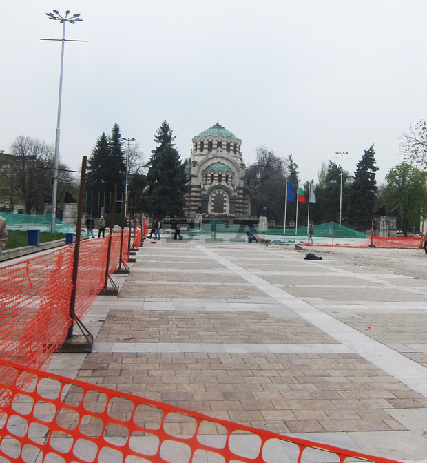Близо седем декара нови зелени площи ще има в центъра на Плевен,  фонтаните няма да се намаляват
