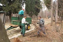 Санитарно мероприятие  оздравява парк  Аязмото 
