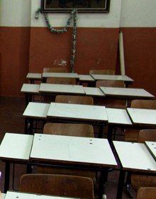Трети пореден ден 32 училища в Бургаско са със затворени врати заради лошото време