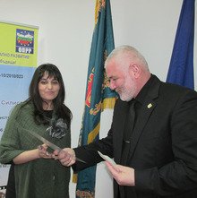 Варненска поетеса спечели първата награда на конкурса "Любовта е пиянство или пиянство от любов"