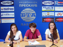 Млади доброволци започват дарителска кампания  "Прочети и предай нататък!" 