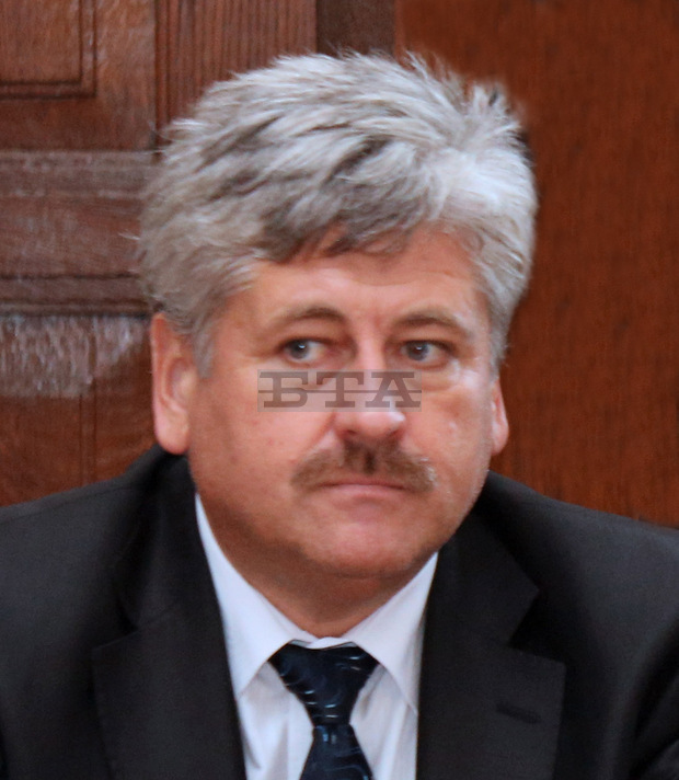 Според Бюрхан Абазов акцията на мобилните групи по границите за нерегламентиран внос на продукция е успешна
