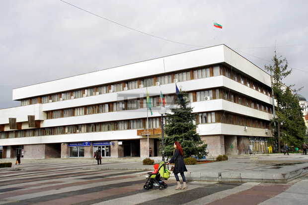 В Ямбол ще се състои конкурс за право на строеж на жилищна сграда в общински имот В Ямбол ще се състои конкурс за право на строеж на жилищна сграда в общински имот