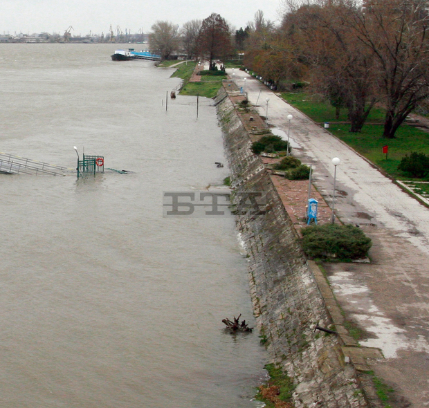 Не се очаква повишаване нивото на Дунав, както и облекчаване на корабоплаването