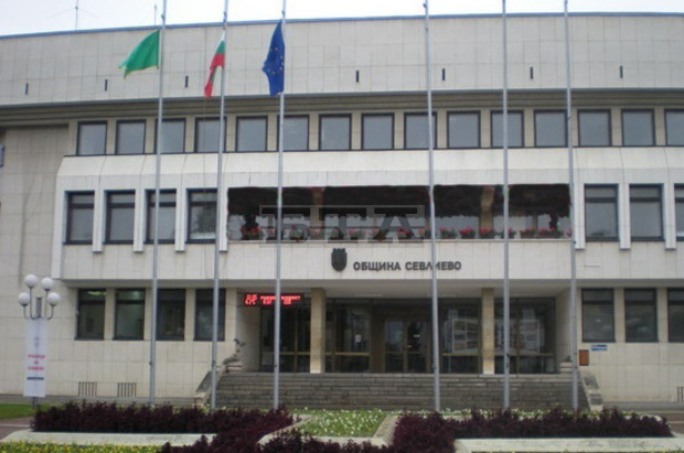 Общината в Севлиевое отделила 35 хиляди леваза обновяване на спортната зала Общината в Севлиевое отделила 35 хиляди леваза обновяване на спортната зала