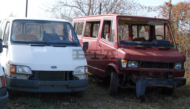 В Перник започна кампания за извозване на негодни за управление стари автомобили В Перник започна кампания за извозване на негодни за управление стари автомобили