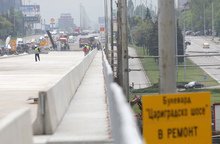 При благоприятни метеорологични условия днес  ще довършат вторият пласт асфалт на моста  на бул. "Цариградско шосе" над бул. "Г.М.Димитров"
