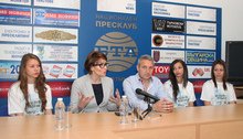 Политически партии и общински съветници  ще дарят средства за изграждането на детска  площадка за деца с увреждания във Велико Търново. 
