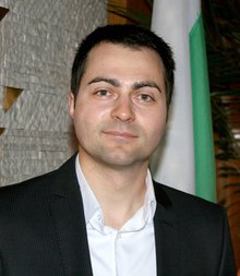 Третото издание на "Родопи фест" събира изпълнители  и публика от няколко поколения