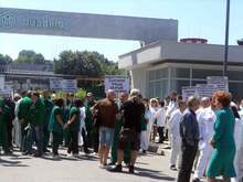 Фармацевтичните заводи "Биовет" и Антибиотик" в Разград се включиха в протеста срещу увеличаване цената на тока