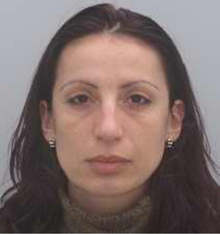 Полицията издирва жена от Казанлък 