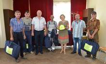 Кметът на Сливен  раздаде комплекти със защитно облекло на доброволци от формирование "Железни врата"