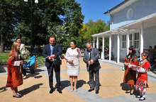 Министър Десислава Танева откри модернизирания парк в Добринище