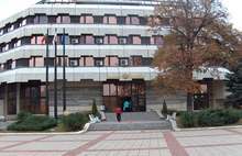 Общината в Дупница е връчила акт на болница, поставила нерегламентирана бариера
