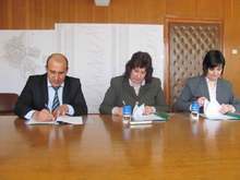 Община Панагюрище договори доставка на машини и оборудване за  изграждането на регионална система за управление на отпадъците