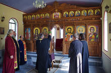 Откриха параклис в гробищния парк на Казанлък 