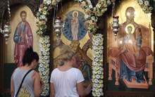 Православната църква чества днес празника Преображение Господне