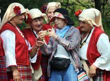 Излъчиха участниците от Разградско за националния събор на народно творчество в Копривщица