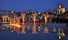 С концерт и спектакъл от фойерверки откриха новият парк с пеещи фонтани във Враца